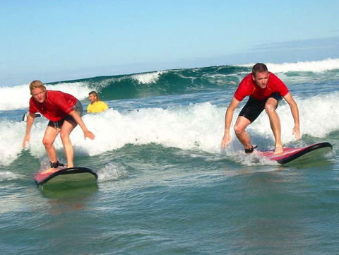 Byron Bay Style Surfing - Hotel WA 2