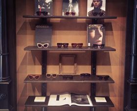 IV COLLECTIVE - Hotel WA 4