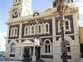 Bay Discovery Centre Museum - Hotel WA 0