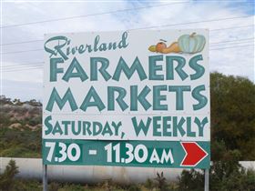 Riverland Farmers Market - Hotel WA 0