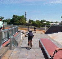 Charleville - Skate Park - Hotel WA