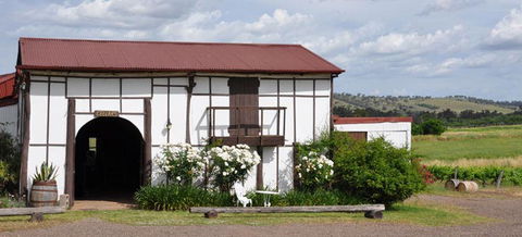 Bell River Estate Winery - Hotel WA 5