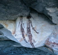 Gyorn Gyorn Bradshaw Paintings - Hotel WA