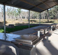 Yanga Woolshed picnic area - Hotel WA