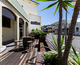 Flinders Street East - Hotel WA 3