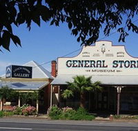 Coach House Art Gallery and Museum - Hotel WA