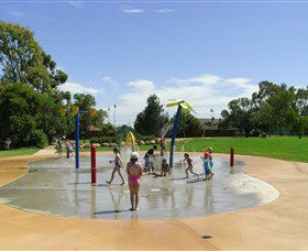Elston Park Water Park - Hotel WA 2
