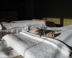 Daylesford Massage Healing Centre - Hotel WA 3