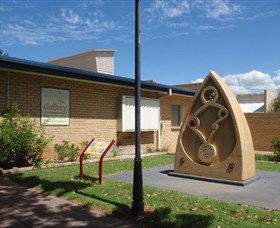 Chinchilla White Gums Art Gallery - Hotel WA 0