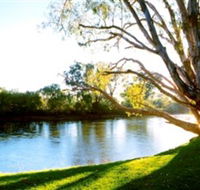 Albury - Murray River Precinct - Hotel WA