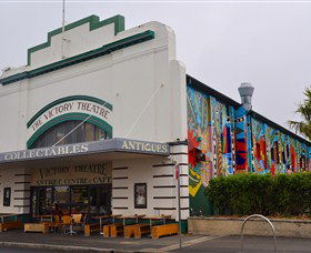 The Victory Theatre Antique Centre - Hotel WA 0