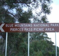 Pierces Pass - Hotel WA