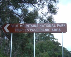 Pierces Pass - Hotel WA 0