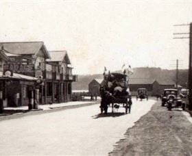 Batemans Bay Museum - Hotel WA 1