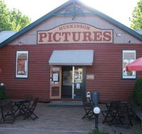 Huskisson Pictures - Hotel WA