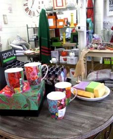 The Famous Tinonee Cafe And Gift Shop - Hotel WA 0