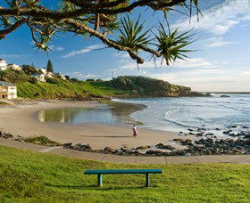 Yamba Historical Walks - Hotel WA 1