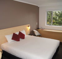Ibis Sydney Olympic Park - Hotel WA