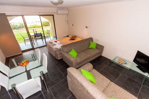 Edgewater Gardens - Hotel WA 0