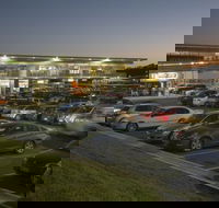 Bargara Central Shopping Village - Hotel WA