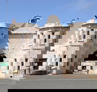 Perth Shore Excursion History of Fremantle Walking Tour - Hotel WA