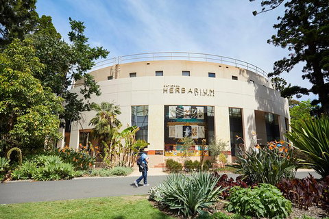 Gardens Uncovered- Royal Botanic Gardens Victoria, Melbourne Gardens - Hotel WA 0