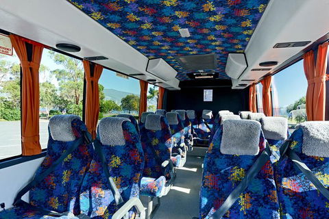 A Sommelier Guided Tour: Thursday Afternoon Wine Gin Cheese & Cocktails - Hotel WA 11