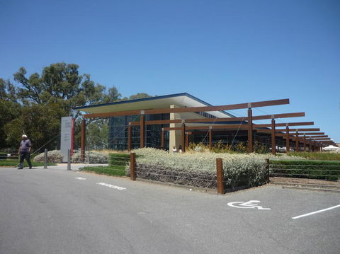 Barossa Valley With Hahndorf Tour From Adelaide - Hotel WA 9