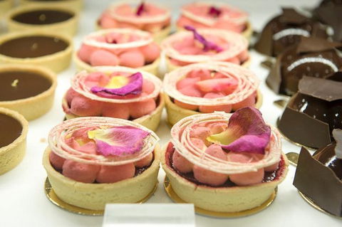 Adelaide City Food And Street Art Walking Tour - Hotel WA 1