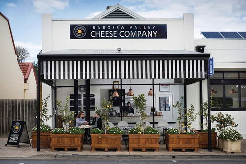 Barossa Valley Highlights From Adelaide Including Wine And Cheese Tasting - Hotel WA 4
