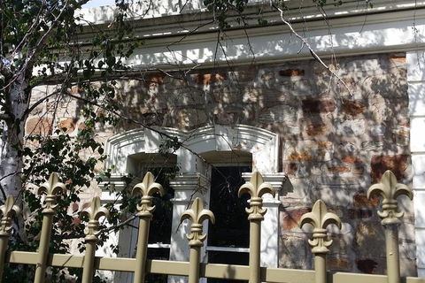 Stately Swagger Adelaide Walking Tour - Hotel WA 0