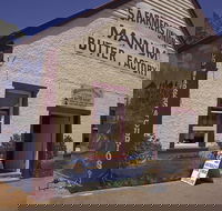 Murray River Day Trip from Adelaide Including Lunch Cruise aboard the Proud Mary - Hotel WA