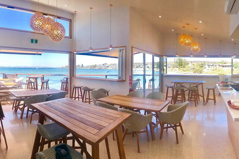 Coffin Bay Oyster Farm & Tasting Tour - Hotel WA 13