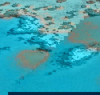 Reef and Island Scenic Flight from Airlie Beach - Hotel WA