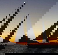 Magnetic Island Sunset Sail - Hotel WA