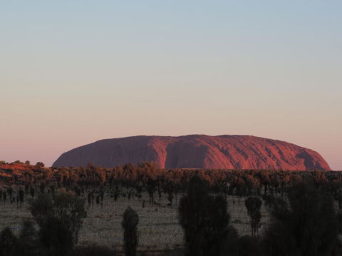 Uluru And Kata Tjuta Experience With BBQ Dinner - Hotel WA 1