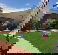 Almondco Almond Hut - Hotel WA