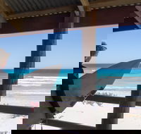 Back Beach - Geraldton - Hotel WA