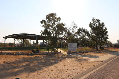 Longreach Skate Park - Hotel WA 0