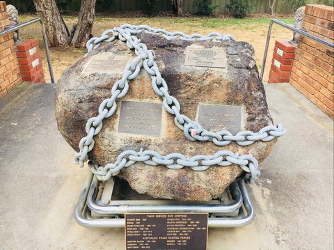 Nathalia  Memorial Gardens - Hotel WA 0