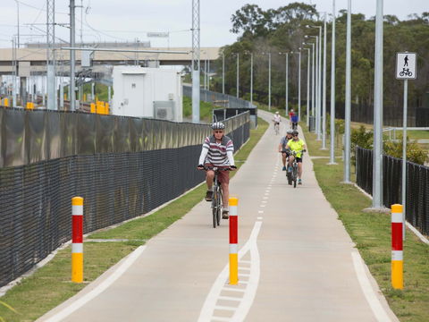 Petrie To Kippa-Ring Shared Pathway - Hotel WA 1