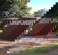 Victorian Truck Drivers Memorial - Hotel WA