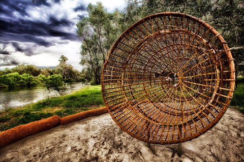 Wagirra Trail And Yindyamarra Sculpture Walk - Hotel WA 1