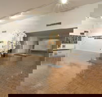 Noosa Regional Gallery - Hotel WA