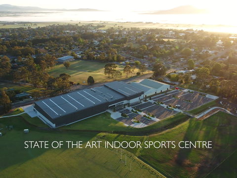 Shoalhaven Indoor Sports Centre - Hotel WA 1