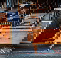 Vintage Traders Emporium - Hotel WA