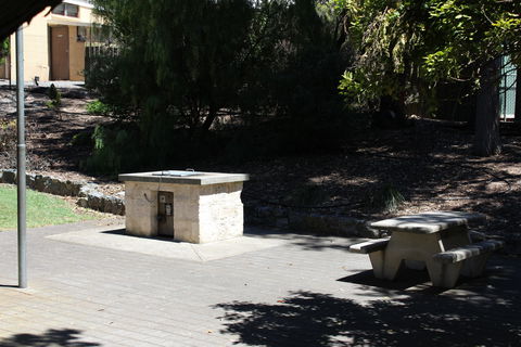Flinders Park Playground - Hotel WA 2