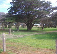 Old Cemetery Kingscote - Hotel WA