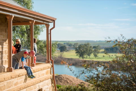 The Murray Bridge Discovery Trail - Hotel WA 1