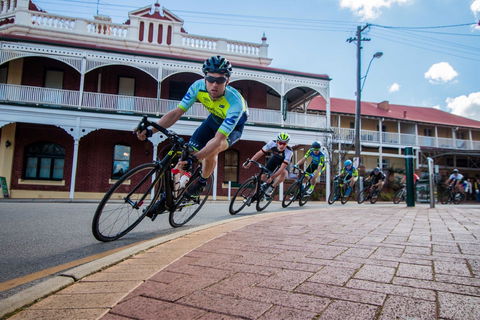 The Heron's Highway - Avon River Cycle Trail - Hotel WA 1